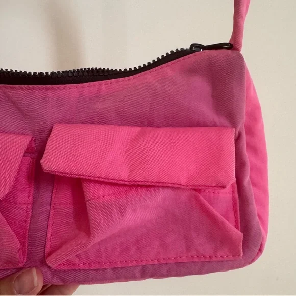 Baggu Cargo Shoulder Bag in Azalea Pink - Picture 4 of 8